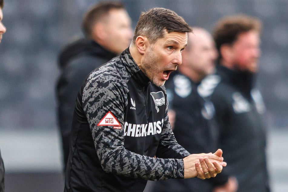 Hertha-Coach Stefan Leitl musste seine Mannschaft in der Pause wachrütteln.