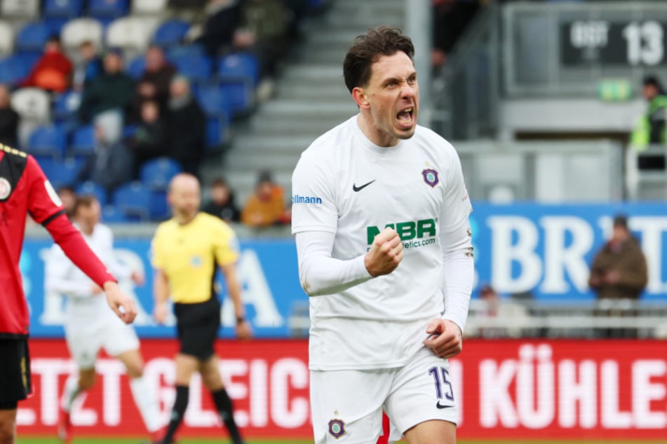 Nach Anton Fink (38, nicht im Bild) ist Marcel Bär (33) der beste Drittliga-Torschütze aller Zeiten.