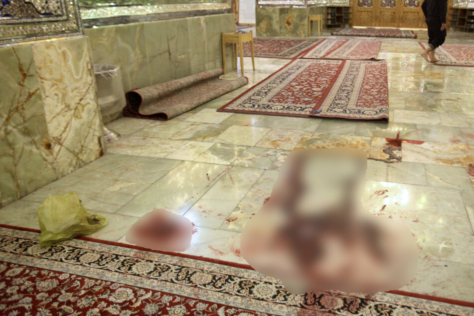 Mehrere Tote bei Angriff auf iranische Pilgerstätte: IS bekennt sich zu Angriff