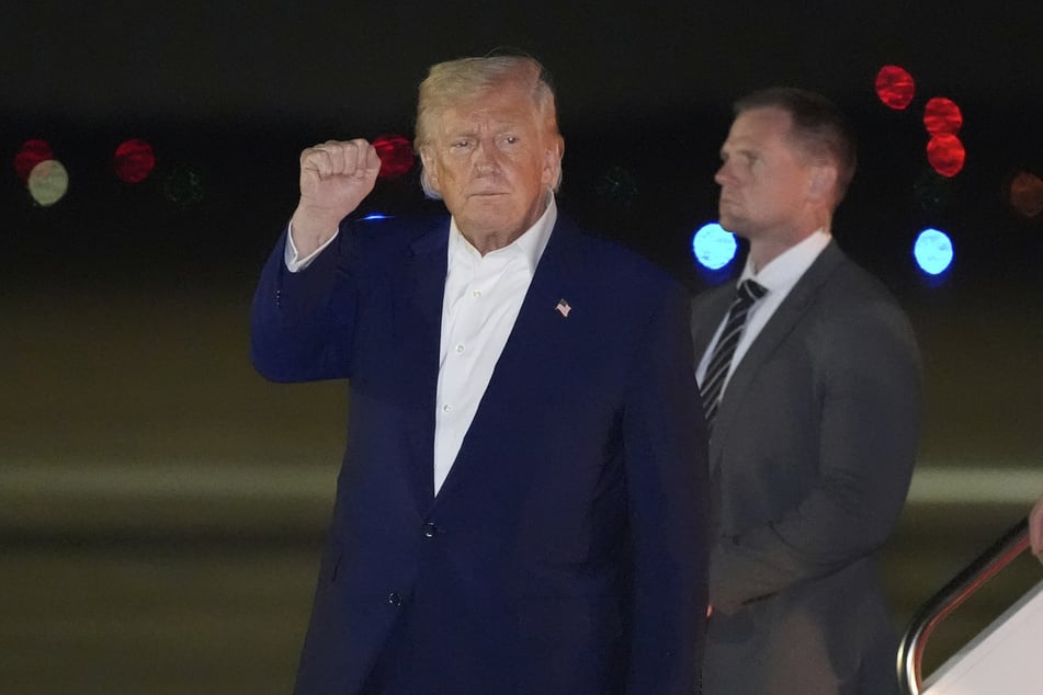 Kurz nachdem Telefonat mit Kremlchef Putin stellte US-Präsident Donald Trump (78) weitere Verhandlungsgespräche im Vatikan in Aussicht.