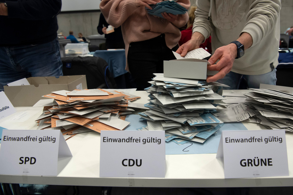 In Berlin-Lichtenberg wurden rund 450 Wahlbriefe bei der Wiederholungswahl nicht mitgezählt.