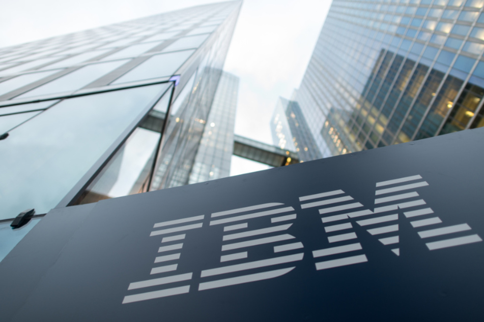 IBM beschäftigt in Deutschland rund 12.000 Menschen.