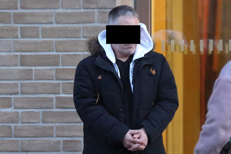 Der Beschuldigte wurde dem Haftrichter vorgeführt.