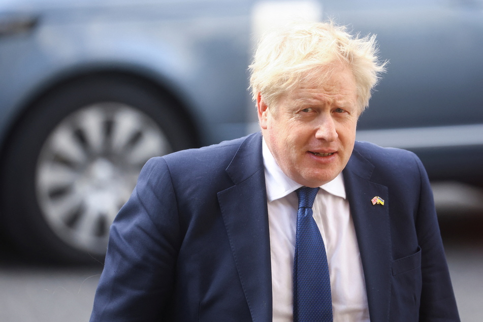 Boris Johnson ordered to pay up after police issue Partygate fines