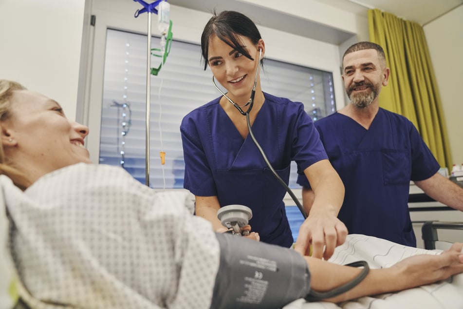 Das Lausitzer Seenland Klinikum vergibt als größter Arbeitgeber der Region gerade spannende Jobs.