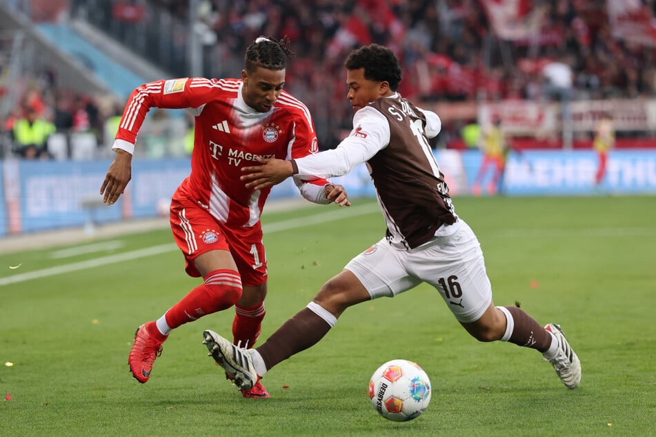 Joel-Chima Fujita (24, r.) kehrt nach seiner Sperre zurück, unklar ist noch, auf welcher Position er spielen wird.