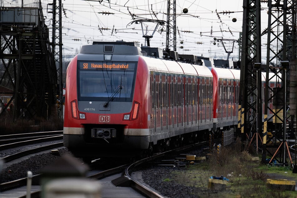 Vor allem nachts wird es auf den S-Bahn-Linien 5, 6, 8 und 9 zu Ausfällen kommen. (Archivbild)