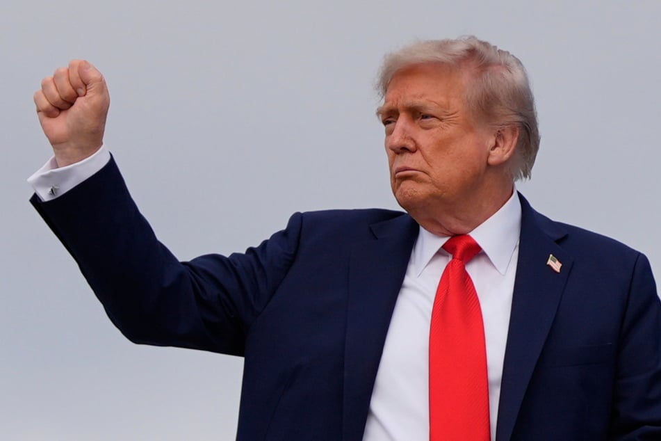 US-Präsident Donald Trump (79) erhöht den Druck auf das von Russland angegriffene Land.