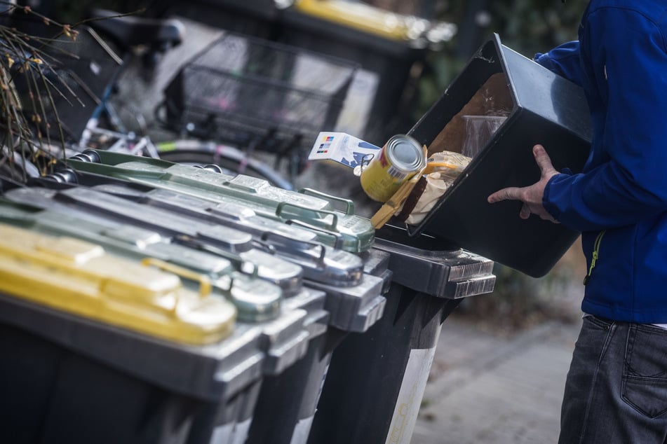 2024 wurde insgesamt mehr Müll in NRW produziert, als noch 2023 und 2022. (Symbolbild)