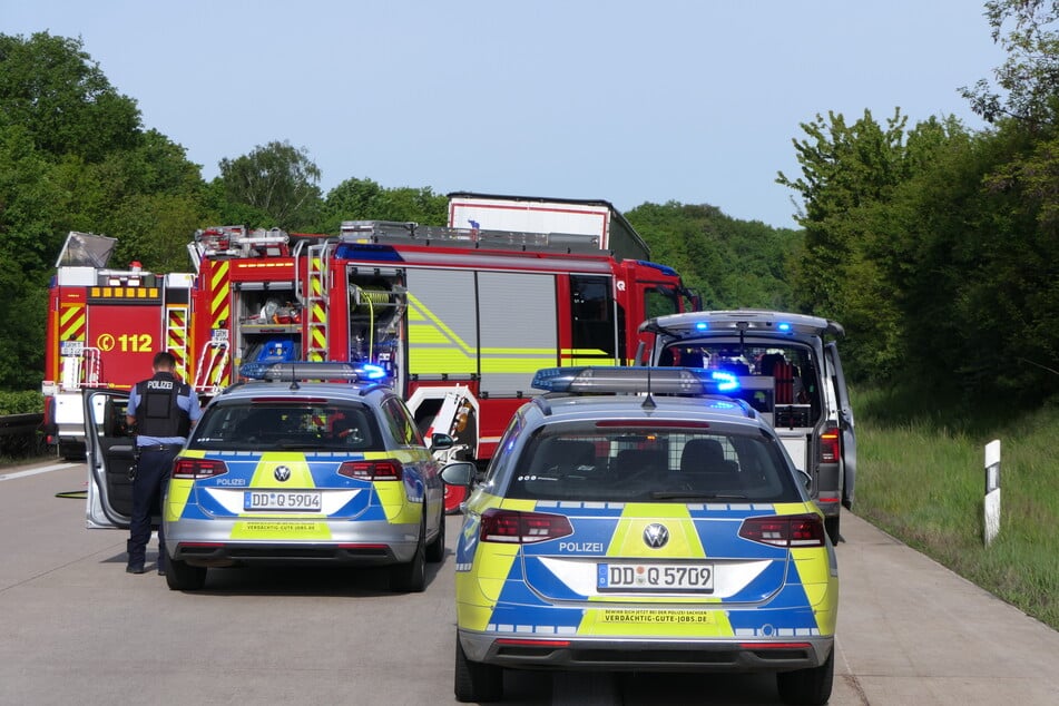 Zahlreiche Kräfte von Polizei, Feuerwehr und Rettungsdienst eilten zum Unfallort.