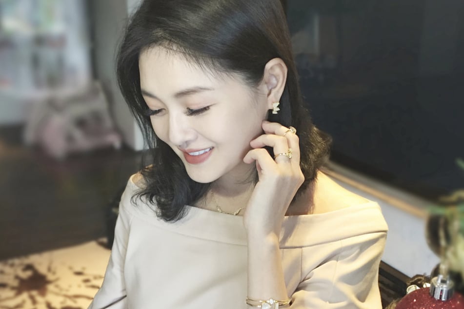 "Meteor Garden" actress Barbie Hsu (†48) died as a result of the flu.