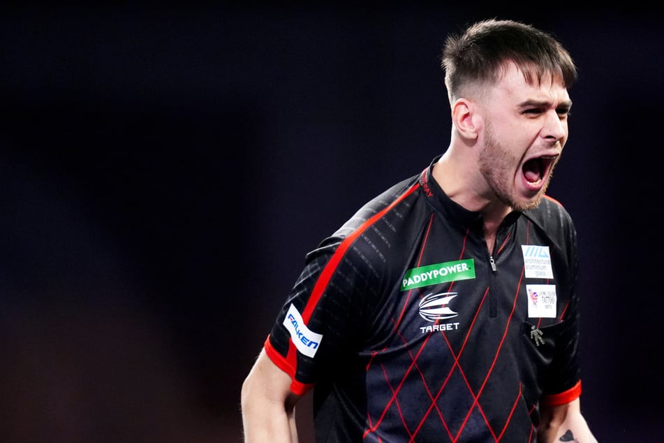 Doping-Eklat bei WM! Darts-Profi suspendiert