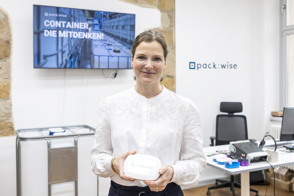 Packwise-Gründerin Gesche Weger (37) mit einem Smart-Cap. Mit dem neuartigen Tracker haben sie und ihr Team insgesamt schon acht Preise gewonnen.