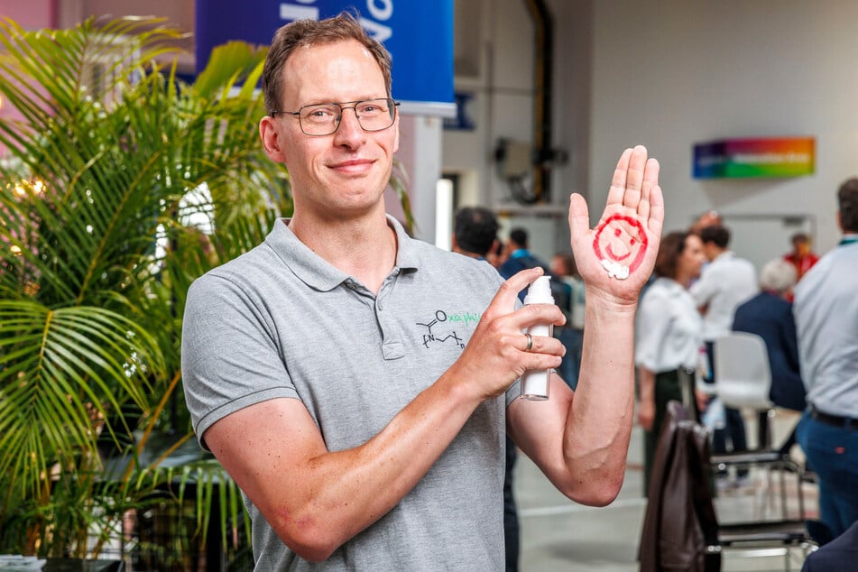 Dr. Erik Wegener (38) ist Mitgründer der Firma Oxaphill. Das Start-up gewann gestern den Staatspreis Gründen in der Kategorie Newcomer des Jahres.