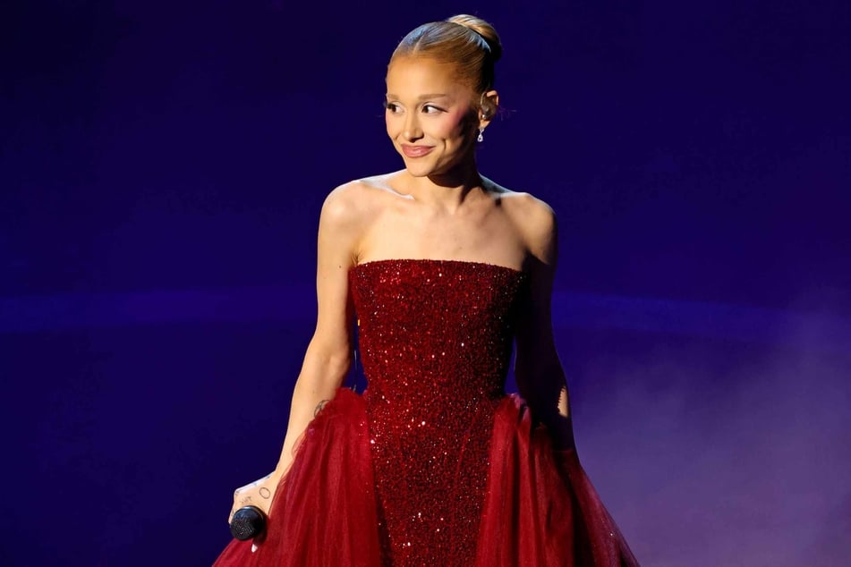 Ariana Grande has something exciting up her tattooed sleeves! Could this new mystery announcement be an album tour?