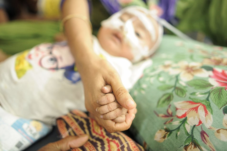 Krankheit hat asiatisches Land fest im Griff: Bereits mehr als 1000 Kinder tot