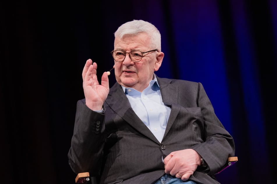 Ex-Bundesaußenminister Joschka Fischer (76, Grüne) wird auch in diesem Jahr wieder auf der Lit.Cologne-Bühne zu sehen sein.