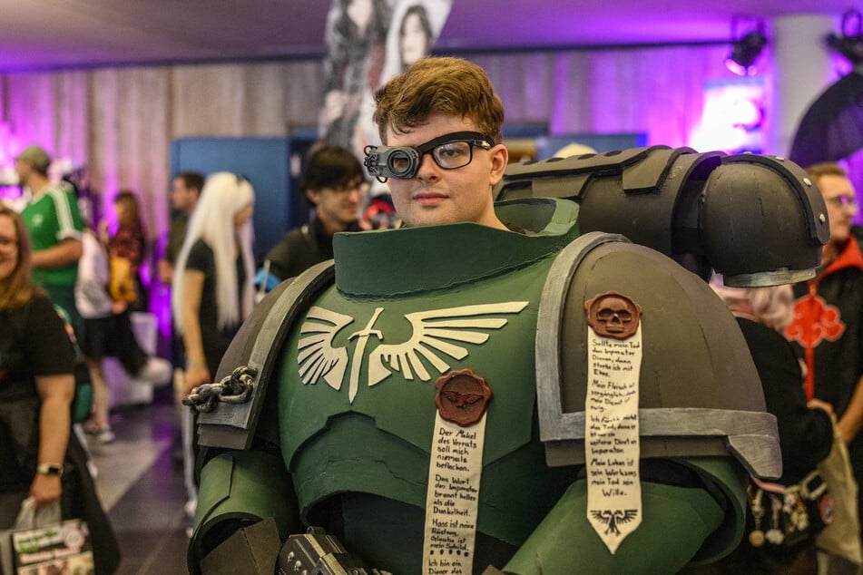 Markus Seydel (23) hat sein "Space Marine"-Outfit komplett selbst erstellt.
