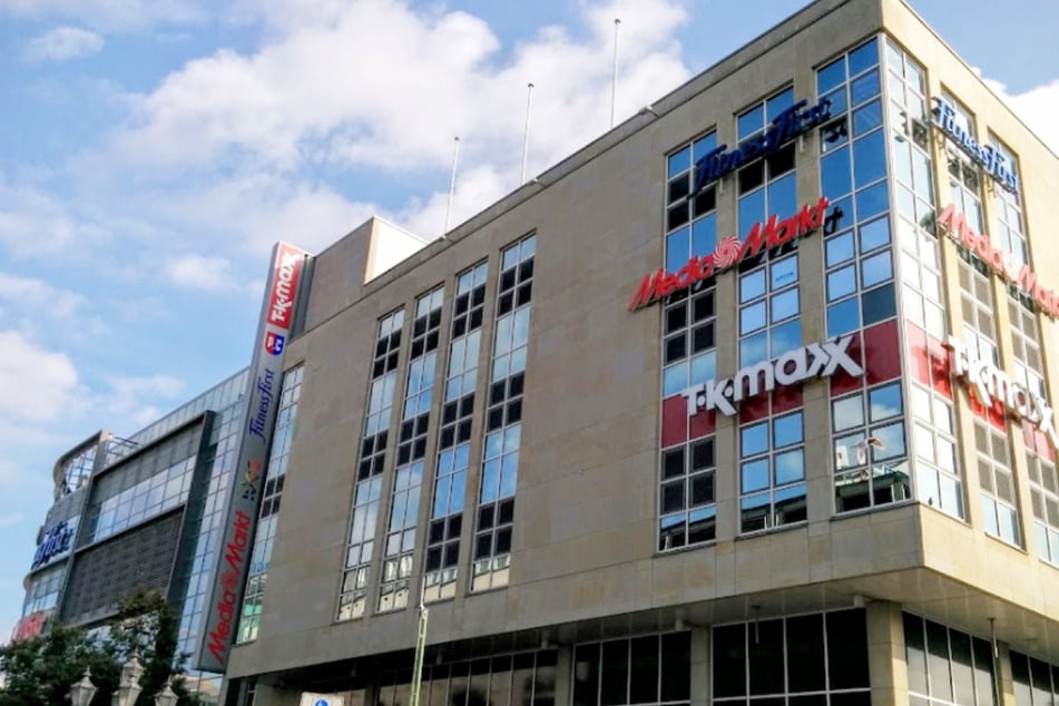 MediaMarkt in Berlin-Charlottenburg (Kant Center).