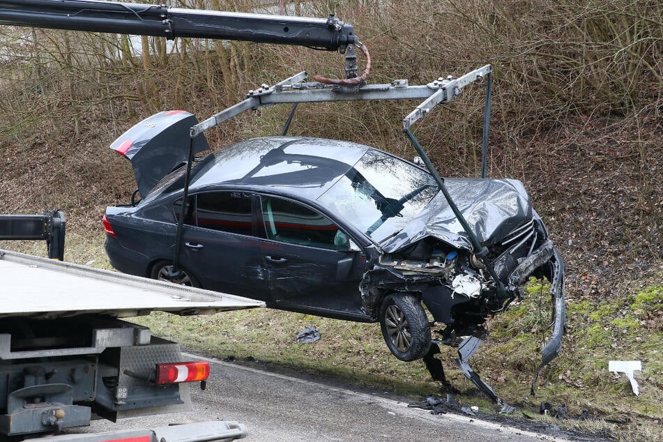 Der VW wurde abgeschleppt, sein 29-jähriger Fahrer musste den Führerschein abgeben.