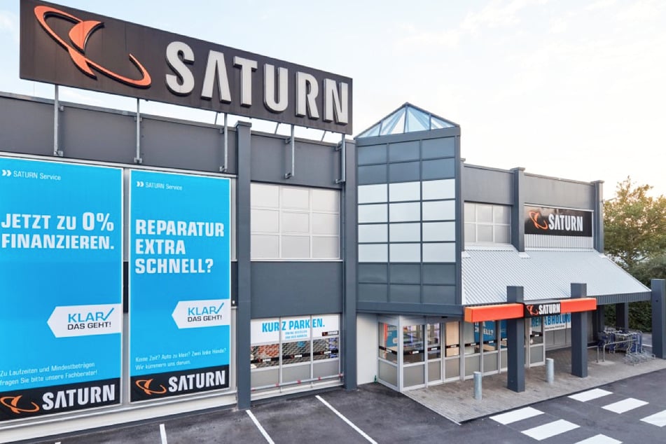 Saturn Reutlingen - Ferdinand-Lassalle-Straße 7.