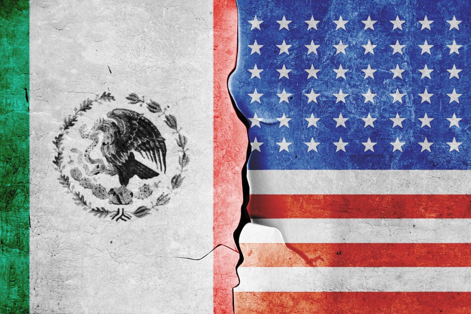 US embassy workers killed in Mexico car crash while returning from cartel drug raid