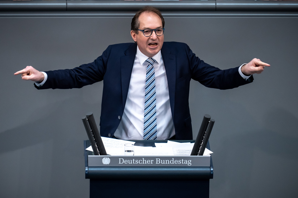 Alexander Dobrindt (53), Landesgruppenchef der CSU im Bundestag, nutzte Wortspielereien, um seinen Unmut über die Ampel-Koalition zu äußern. (Archivbild)