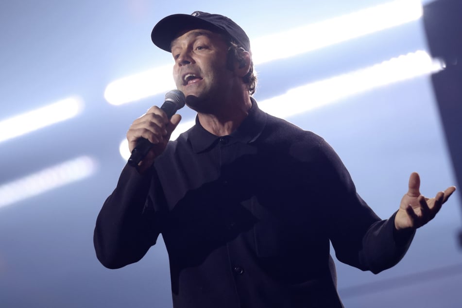 Der Musiker schien die Situation aber gelassen zu sehen.