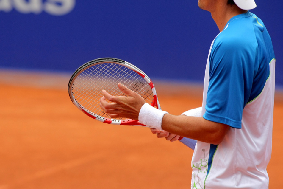 Kontaktlose Sportarten wie Tennis sind ab kommenden Montag wieder erlaubt. (Symbolbild)