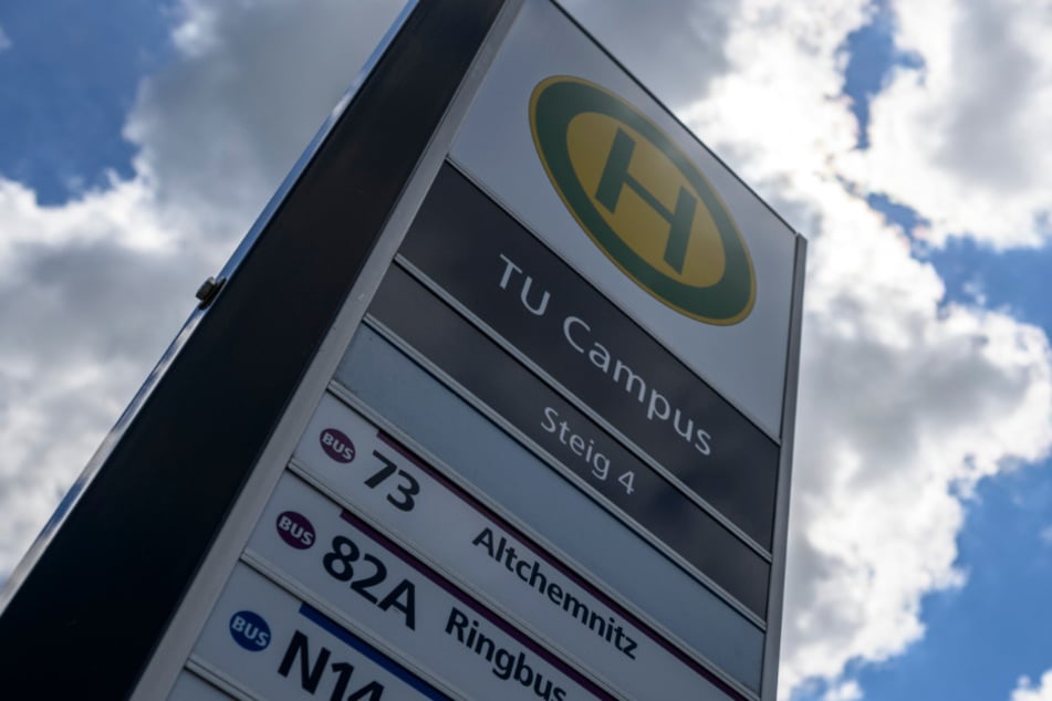 Noch fährt die 73 vom TU Campus nach Altchemnitz. Zum Ende des Jahres soll die Strecke wegfallen.