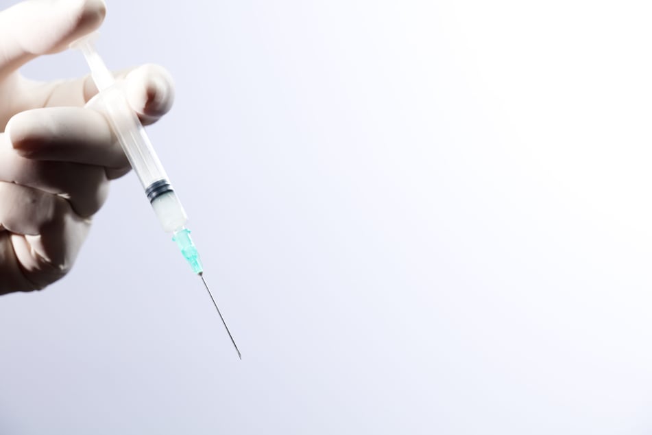 Noch ist nicht bekannt, was sich in der Spritze befunden hat. (Symbolfoto)