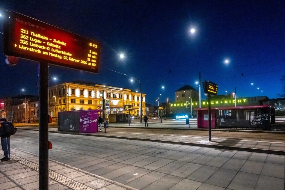 Ungewöhnlicher Anblick: Am Montagmorgen waren am Hauptbahnhof in Chemnitz kaum Fahrgäste unterwegs.