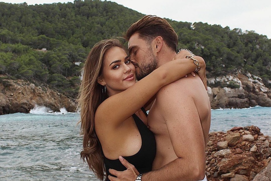 Johannes Haller (32) und Jessica Paszka (30 machten ihre Beziehung nun auch auf Instagram öffentlich.