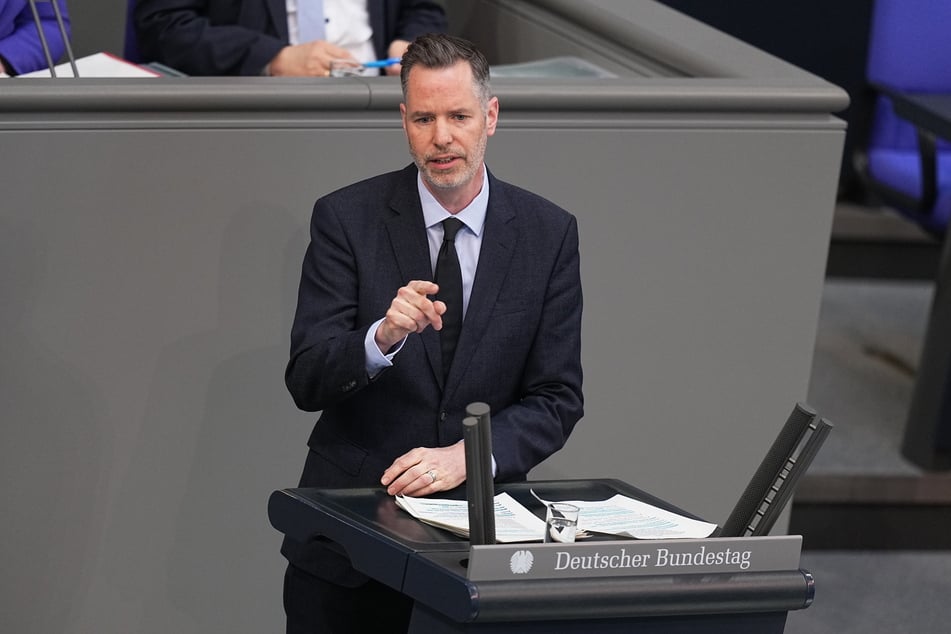 Christian Dürr (47), FDP-Fraktionsvorsitzender, warnt vor einer "Schuldenkoalition".