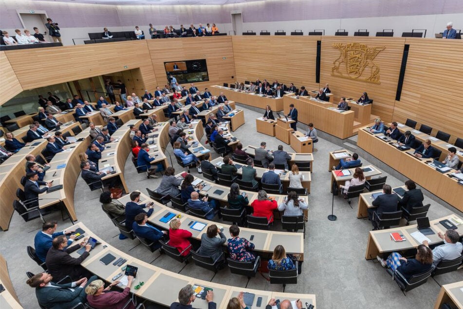 Kein Verzicht auf höhere Diäten: Landtag in Stuttgart beschließt Gehaltsplus