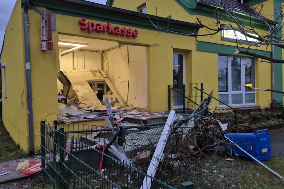 Eine laute Explosion riss Anwohner in der Nacht aus dem Schlaf.