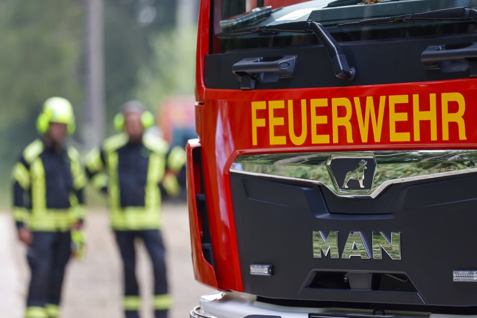 Feuerwehr macht grausige Entdeckung: Mädchen (†4) stirbt bei Hausbrand