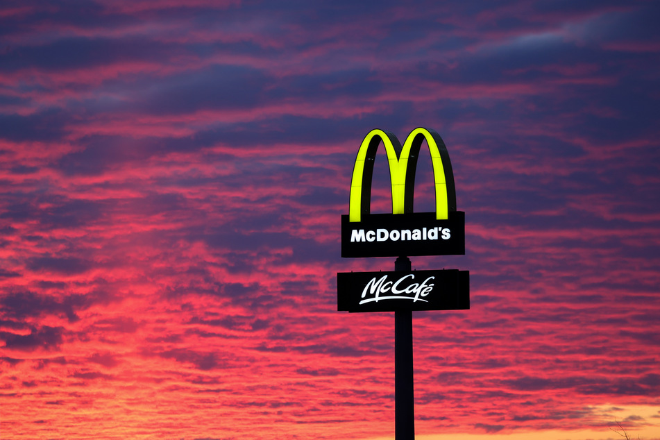 Das berühmte gelbe "M" von McDonald's ziert wahrscheinlich auch bald die Werbebanner der französischen Ligue 1.