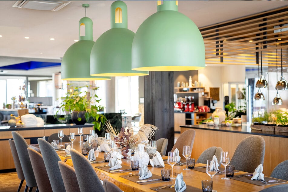 Freue Dich als Restaurant Supervisor (m/w/d) auf abwechslungsreiche Herausforderungen und ein tolles Arbeitsfeld.