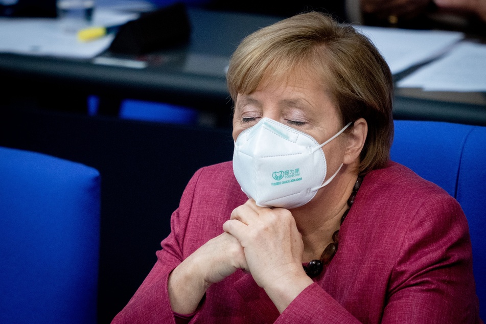 Bundeskanzlerin Angela Merkel (66).