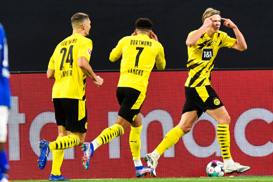 Alles Kopfsache! Stürmer Erling Haaland (r.) legte für den BVB das 2:0 nach.