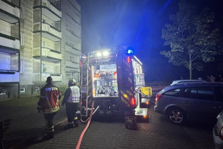 Durch den schnellen Einsatz der Feuerwehr konnte der Brand schnell unter Kontrolle gebracht und gelöscht werden.