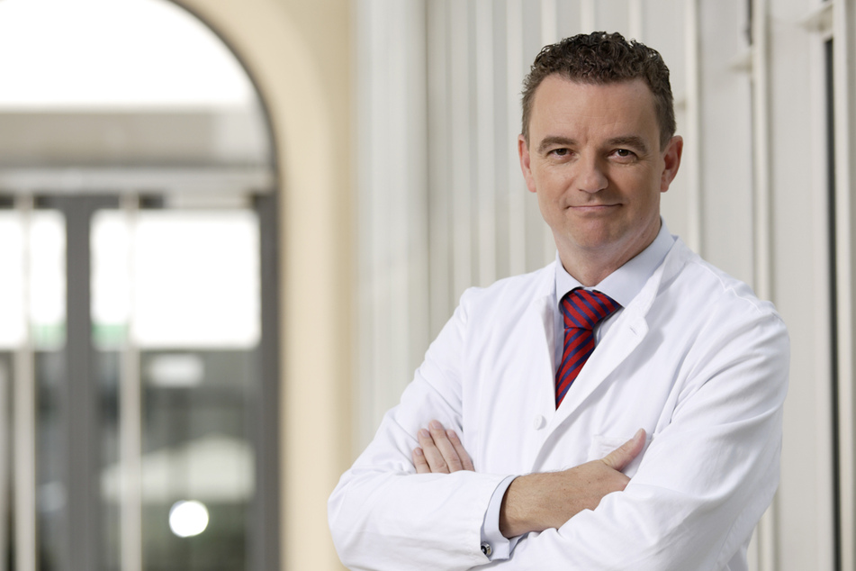 Clemens Wendtner, Chefarzt der München Klinik Schwabing, fordert neue Strukturen für mögliche Corona-Spätfolgen.