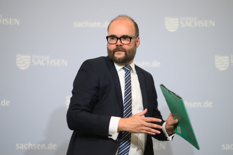 Christian Piwarz (49, CDU) zeigte sich "Voss &amp; Team" gegenüber zuerst unkooperativ.