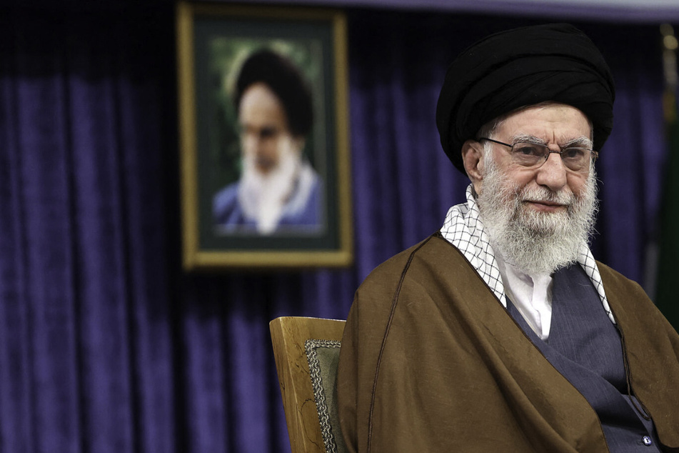 Iran warns of US and Israeli attempts to target supreme leader Khamenei