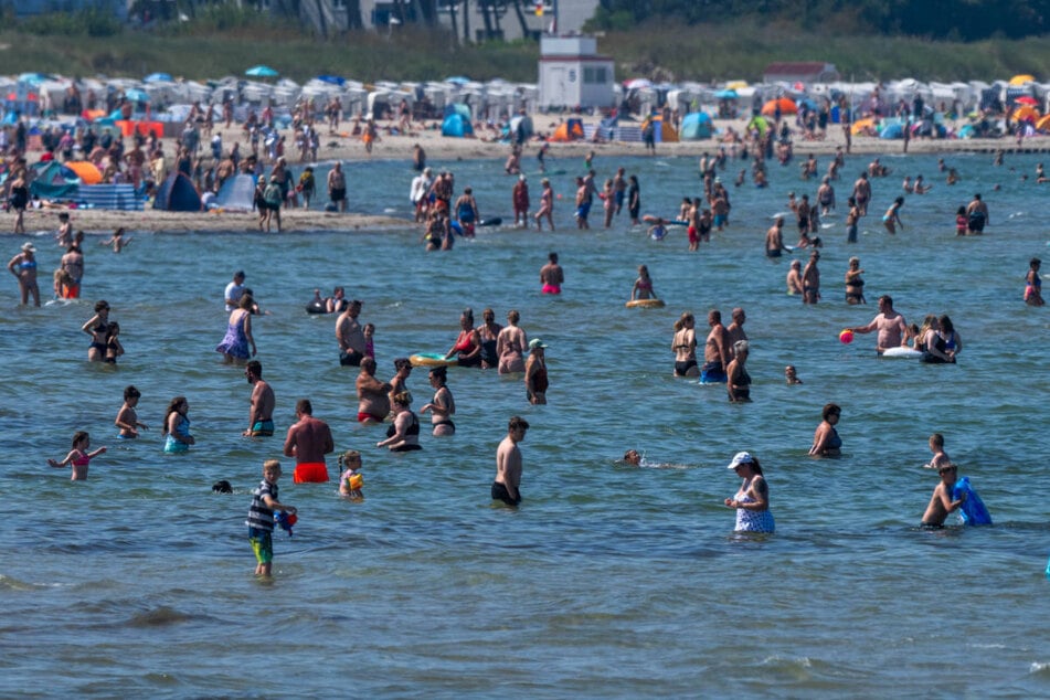 Drama in der Ostsee: Badegäste entdecken toten Mann im Wasser