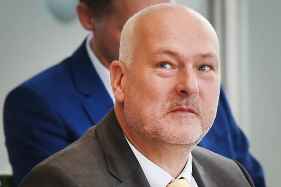 Polizei setzt AfD-Abgeordneten im sächsischen Landtag fest