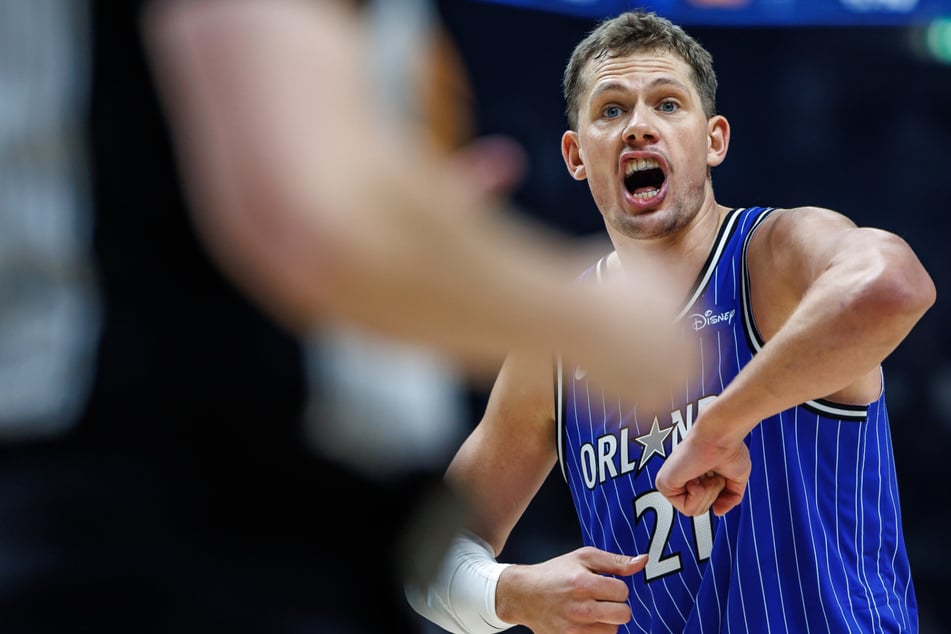 Berlin: NBA-Spektakel in Berlin: Bei dieser Frage muss Wagner grinsen