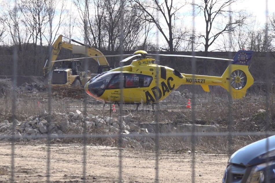 Ein Rettungshubschrauber wurde alarmiert. Für den Mann kam jedoch jede Hilfe zu spät.