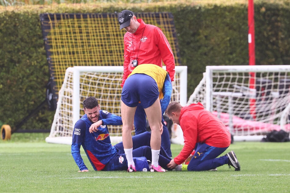 Der am Samstag am Sprunggelenk getroffene Romulo setzt die Sonntag-Einheiten aus.